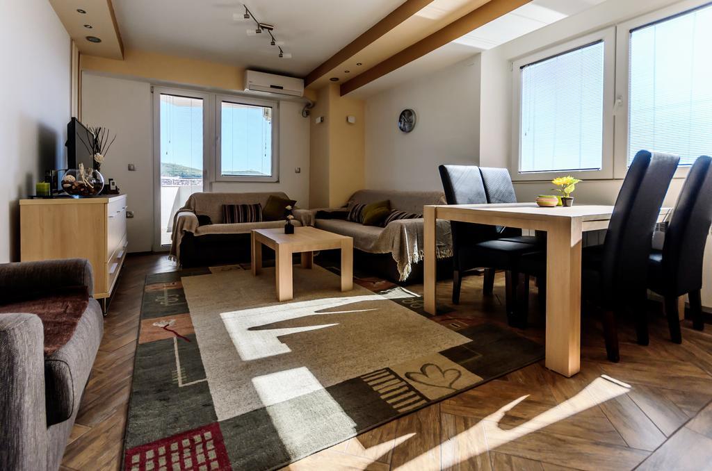 Aries Apartments 比托拉 外观 照片